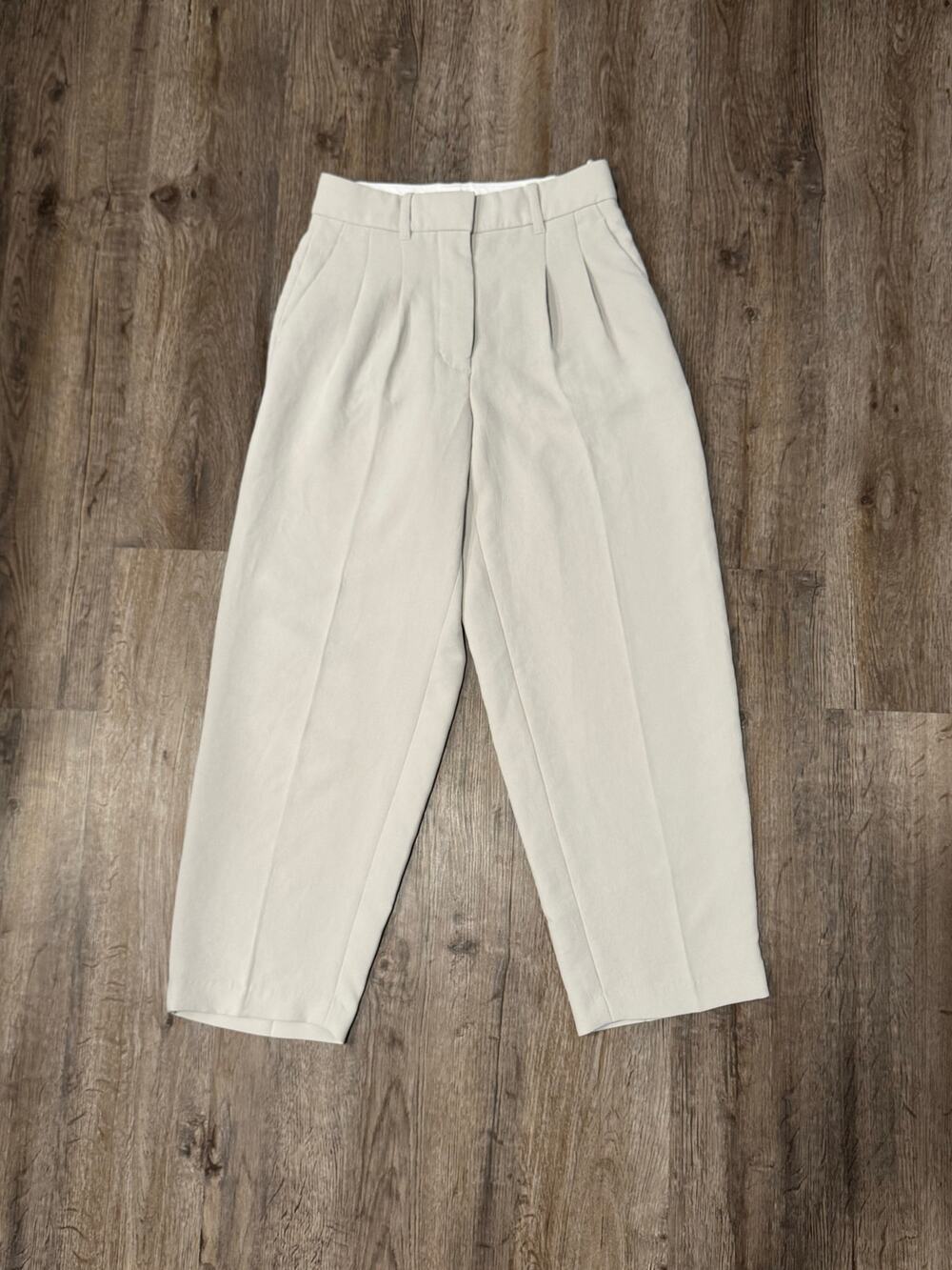 Aritzia Wilfred Women's High Waist Carrot Pant Size 0